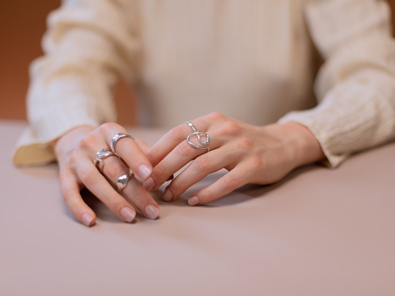 5 essential tips to use when stacking rings